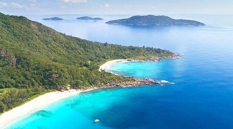 La Digue dall'alto